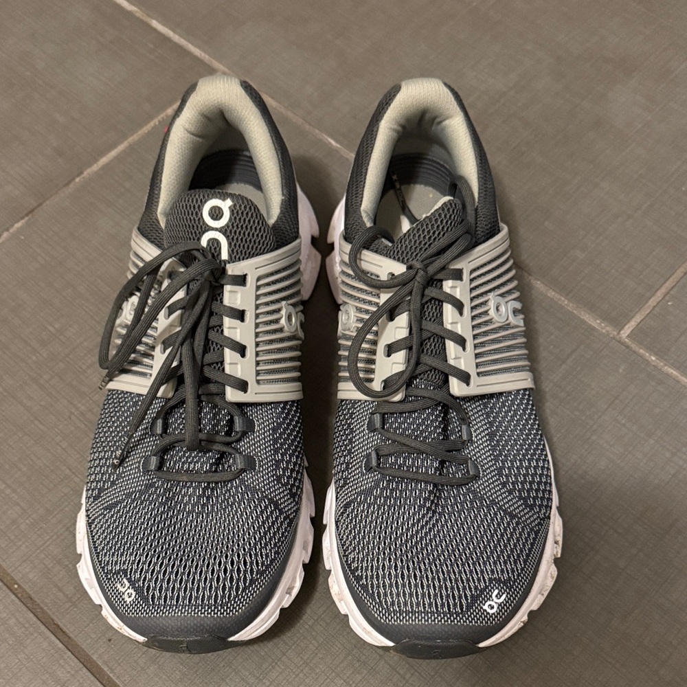 On Running Men's Black and White Athletic Shoes